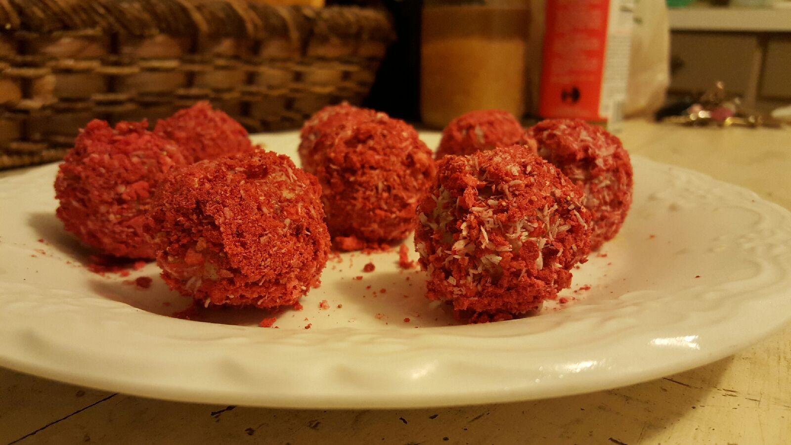 White Chocolate Strawberry Truffles