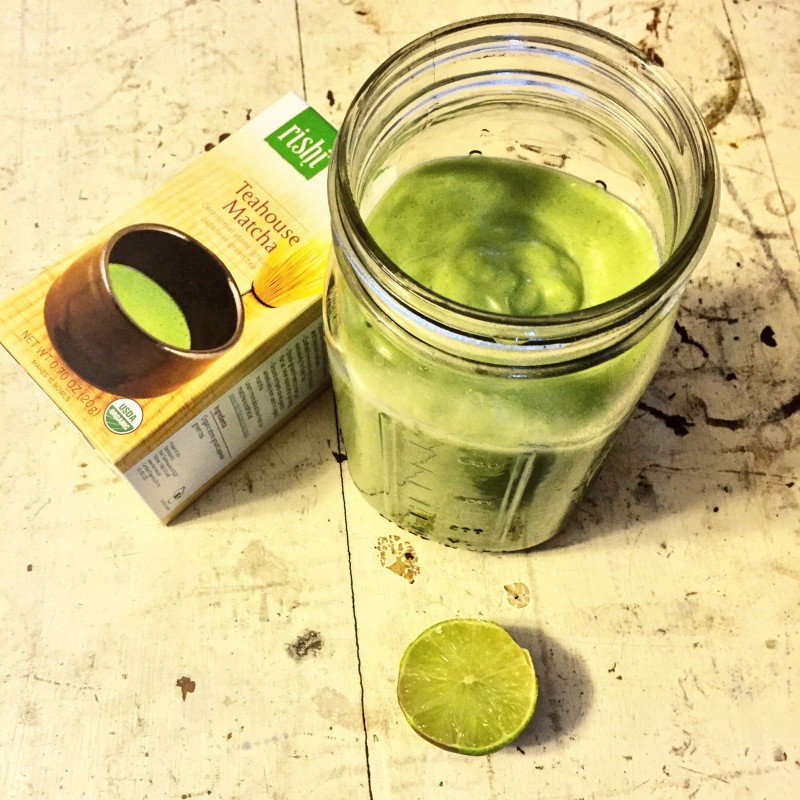 The Creamiest Matcha Smoothie