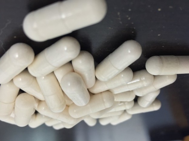 3 Reason To STOP Taking Probiotic Supplements